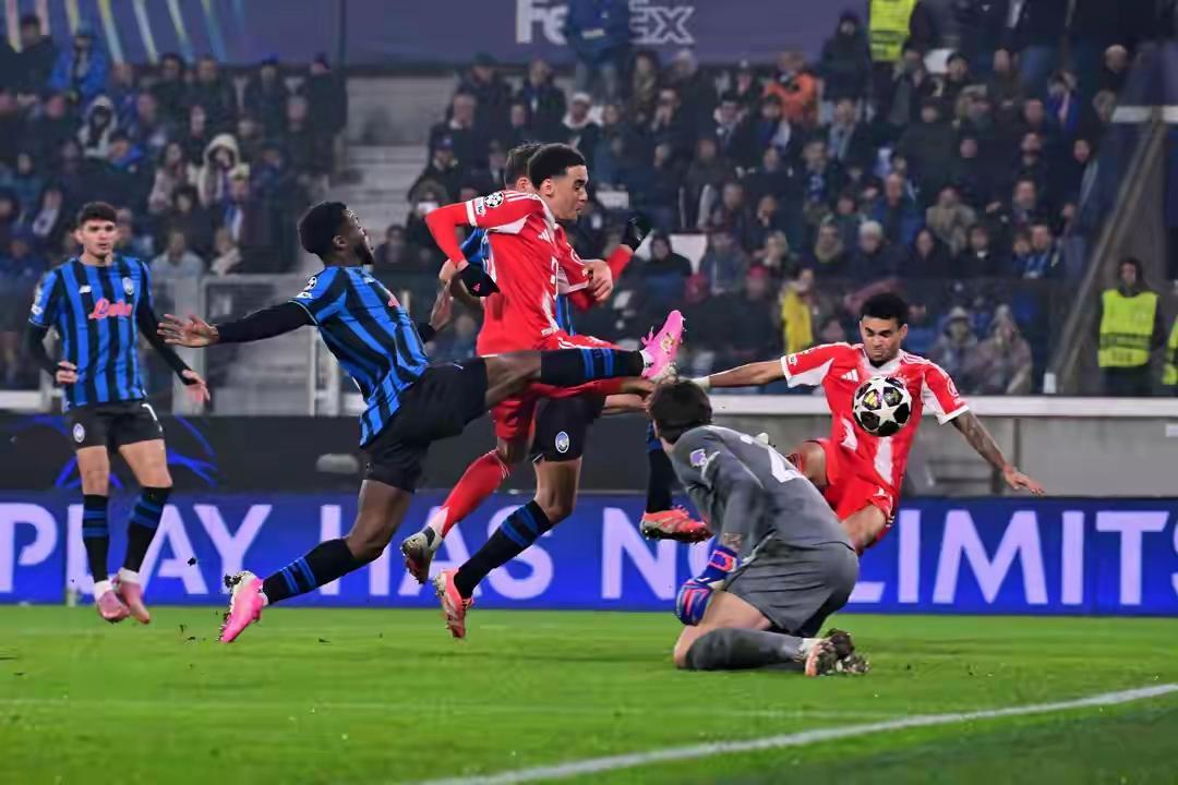 欧冠1/8决赛首回合 拜仁6-1客胜亚特兰大占得先机