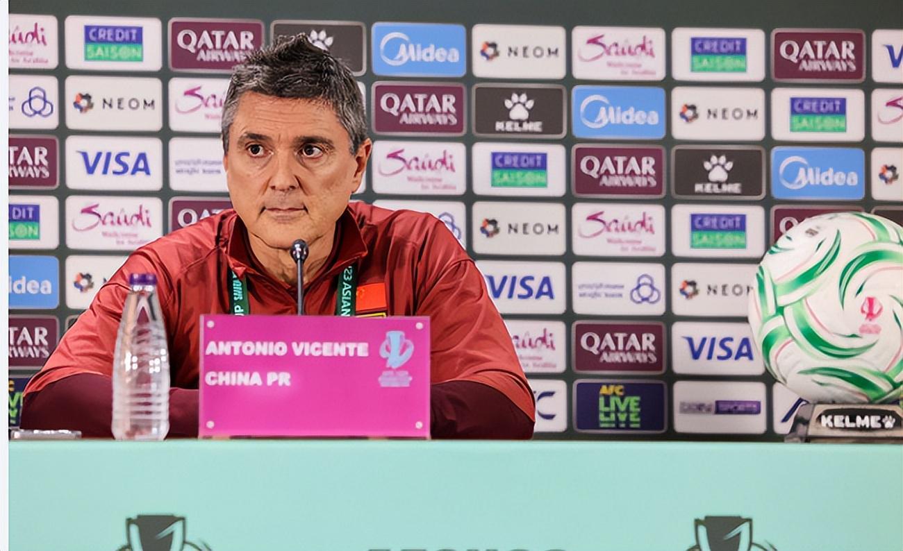 西班牙教头+U20班底冲奥运，这次中国男足能摆脱&amp;quot;换帅死循环&amp;quot;吗？